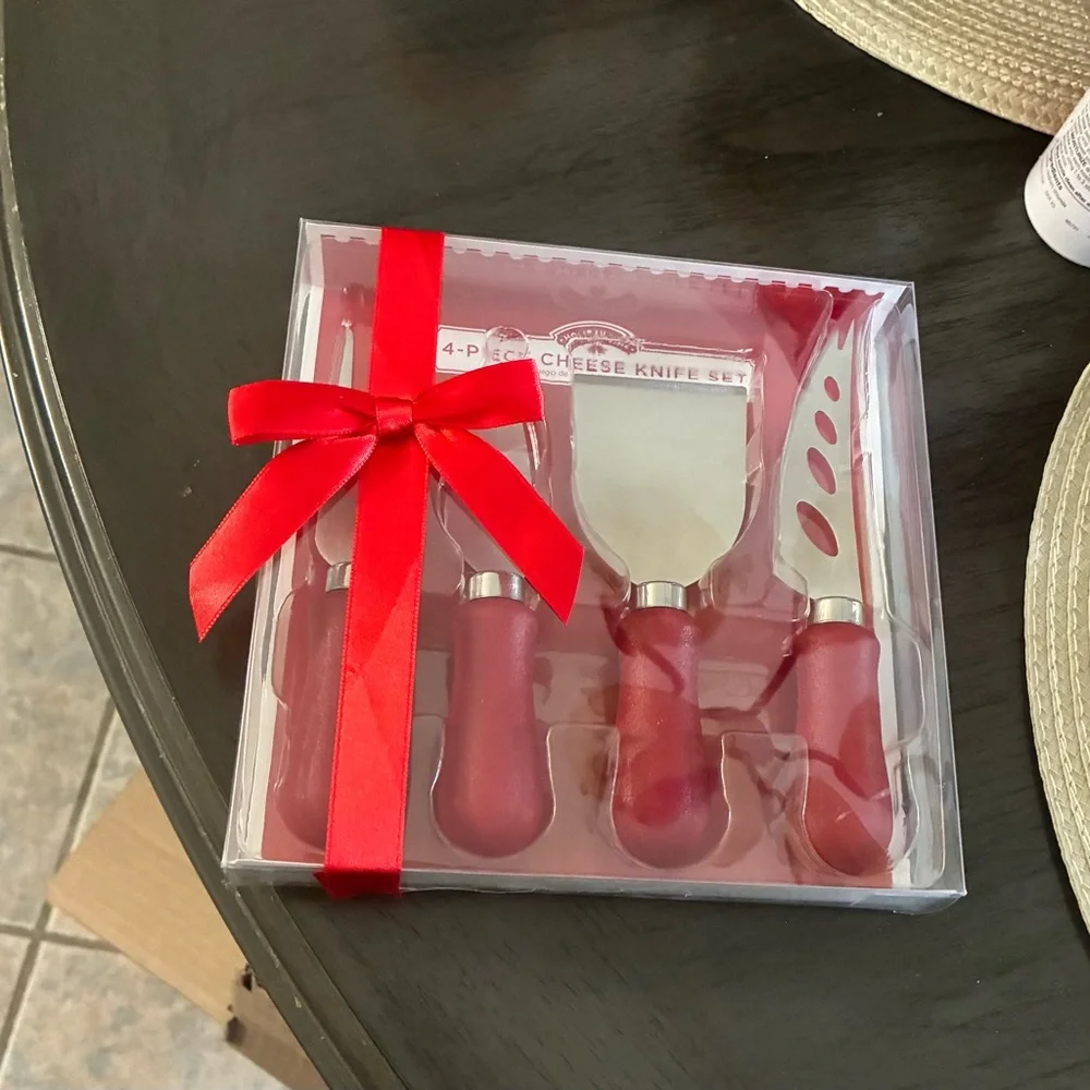 Holiday Time Red 4-Piece Cheese Knife Set